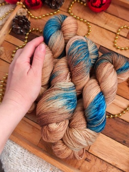 merynosek wełna merino ręcznie barwiona juleczkownia