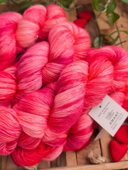 ręcznie barwiona włóczka juleczkownia