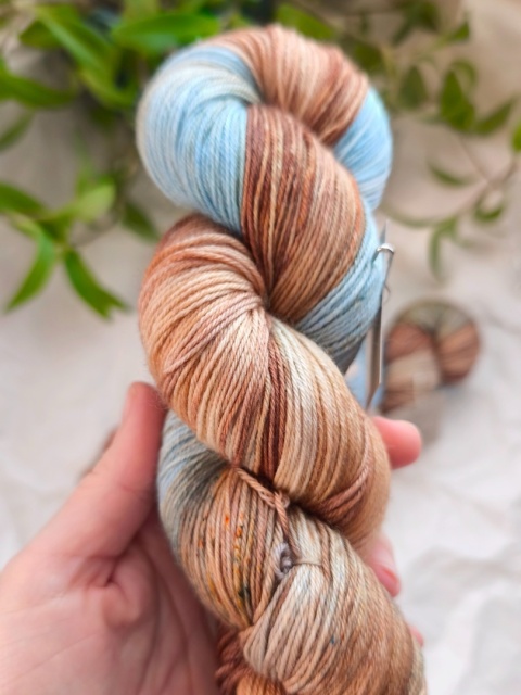 merynosek ręcznie barwiona włóczka merino juleczkownia