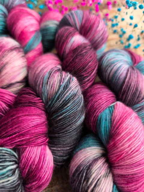 ręcznie barwione merino