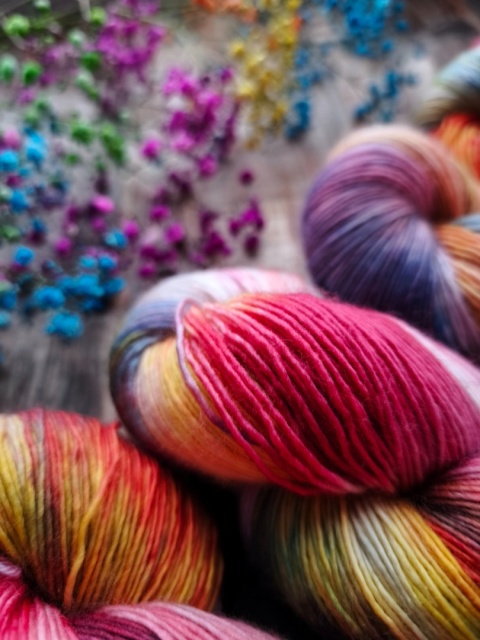 ręcznie barwione merino