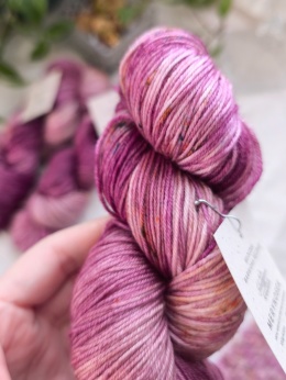 merynosek ręcznie barwiona włóczka merino juleczkownia