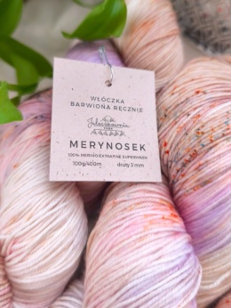 merynosek ręcznie barwiona włóczka merino juleczkownia