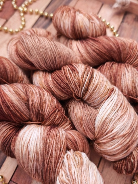merynosek wełna merino ręcznie barwiona juleczkownia