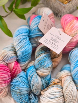 merynosek ręcznie barwiona włóczka merino juleczkownia