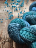 ręcznie barwione merino