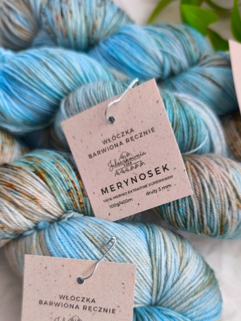 merynosek ręcznie barwiona włóczka merino juleczkownia