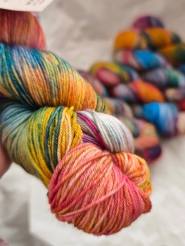 merynosek włóczka ręcznie barwione merino juleczkownia