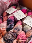 pudełko jesieniary ręcznie barwiona włóczka merino