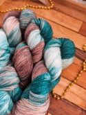 merynosek wełna merino ręcznie barwiona juleczkownia