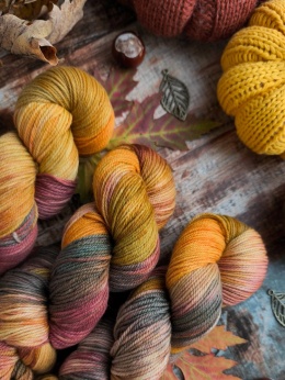 ręcznie barwiona wełna merino