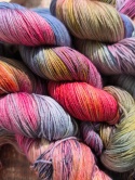 ręcznie barwiona włóczka fantasy yarn juleczkownia