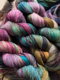 ręcznie barwiona włóczka fantasy yarn juleczkownia