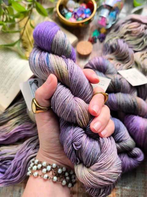 juleczkownia fantasy yarn ręcznie barwiona włóczka
